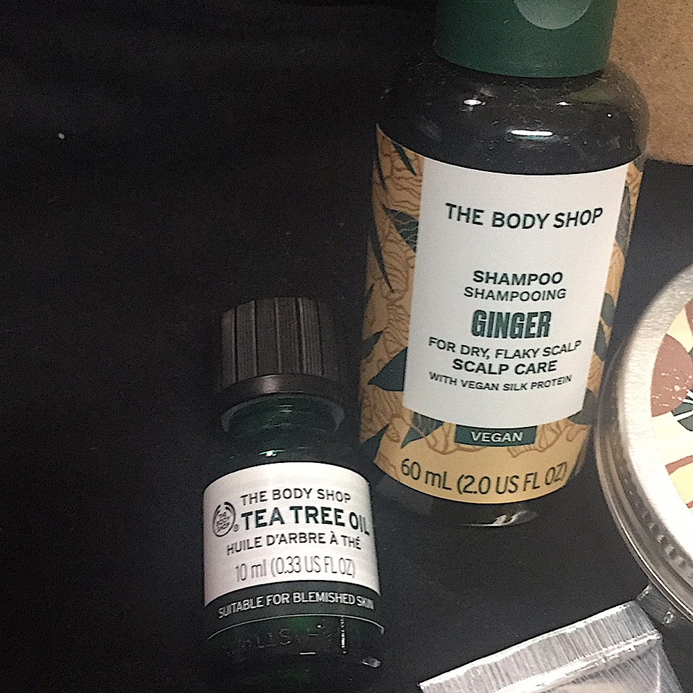 THE BODY SHOP - FLEX YOUR POWER BODY CARE PACK - Picture 10 of 11
